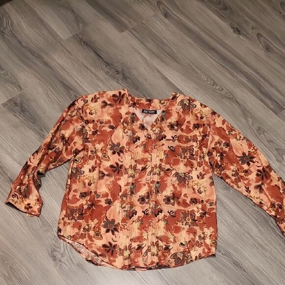 EUC VTG Deadstock 100% Silk Button Top - Picture 1 of 6